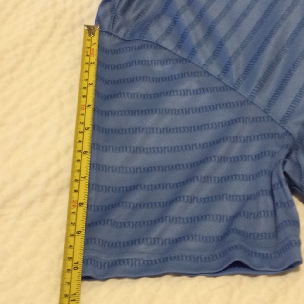 (2) Like New Men's Blue and Coral Striped Golf ⛳️ Greg Norman Polo Shirts - Picture 7 of 16